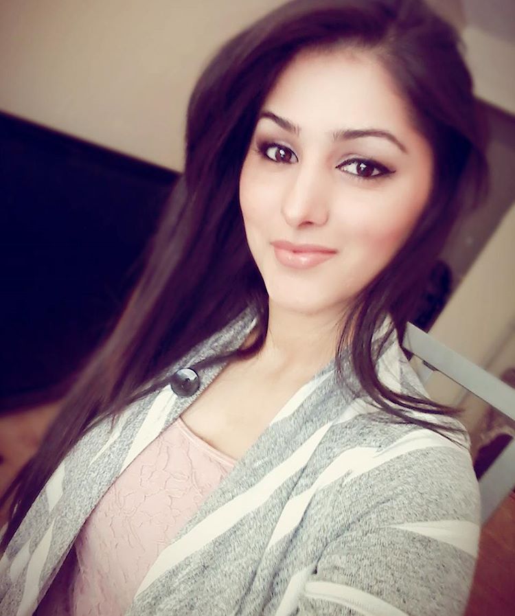 Top Russian Escort Girl in Gurgaon