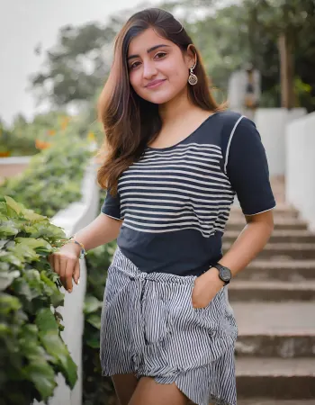 Model Russian Call Girls in Ghaziabad Near Your Locations